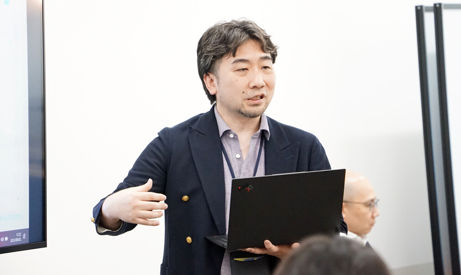 モニクル本社移転でオフィスツアー実施ph4_原田_モニクルプラス