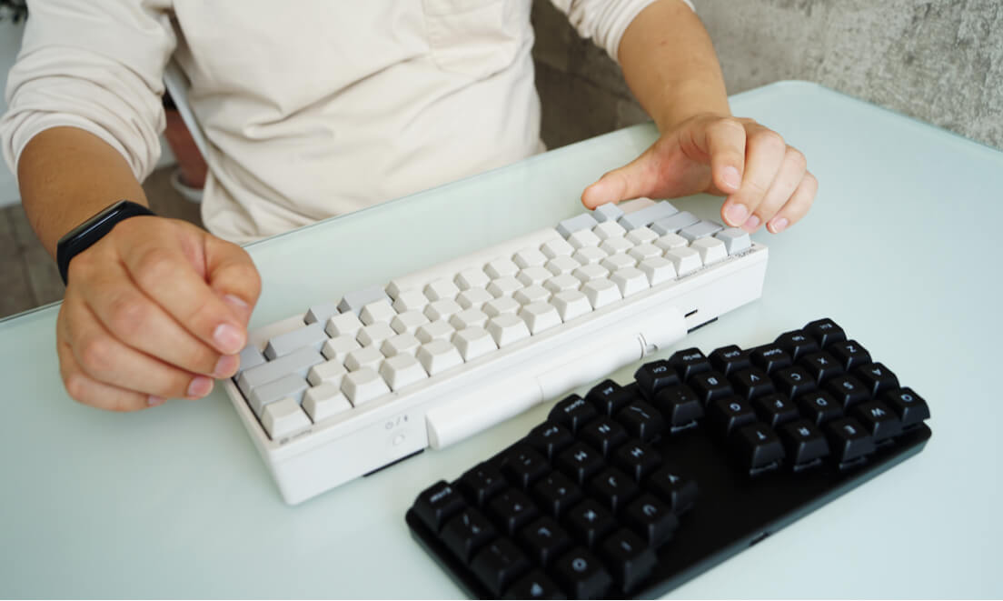 モニクル_リモートワーク必需品_HHKBとKeyboardioのキーボード_ph2